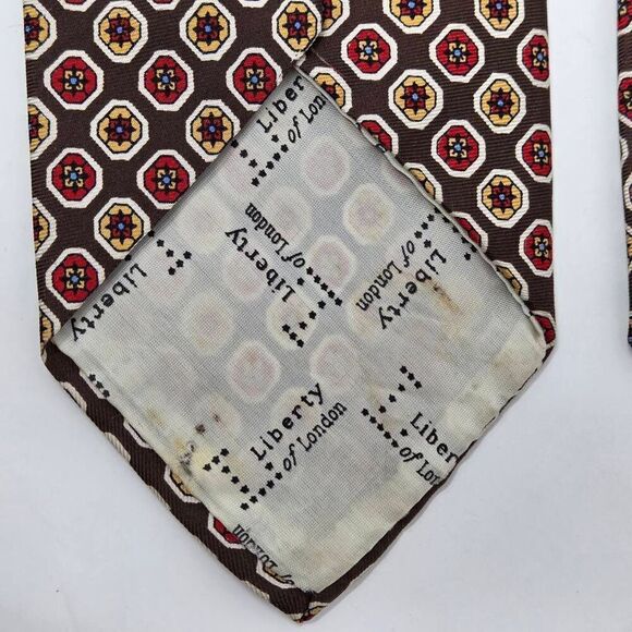 VINTAGE LIBERTY LONDON SILK TIE BROWN RED CREAM GEOMETRIC FOULARD 3.75" X 57" - Picture 3 of 3